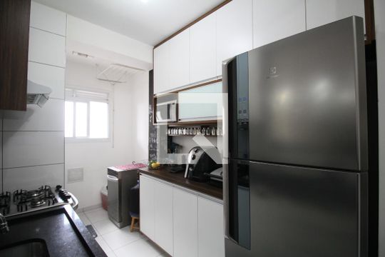 Cozinha de apartamento para alugar com 2 quartos, 55m² em Vila Andrade, São Paulo