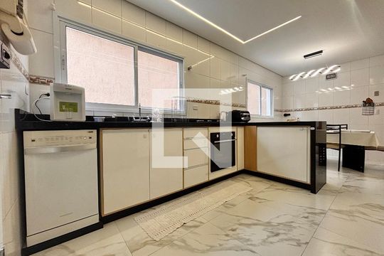 Cozinha de casa à venda com 3 quartos, 150m² em Novo Osasco, Osasco