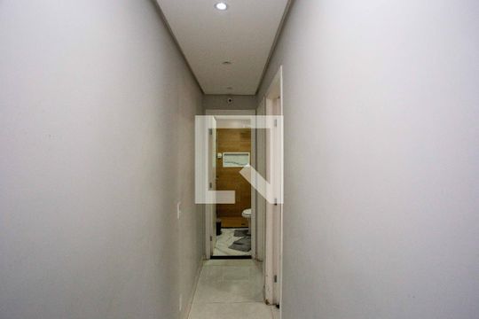 Corredor de apartamento para alugar com 2 quartos, 47m² em Piraporinha, Diadema