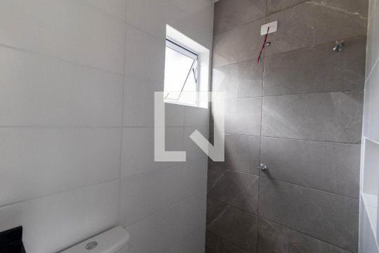 Banheiro Social de casa à venda com 2 quartos, 53m² em Santa Cândida, Curitiba