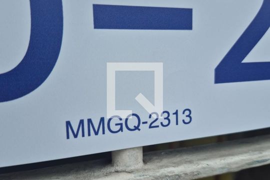 Placa de casa à venda com 3 quartos, 140m² em Jardim Piracuama, São Paulo