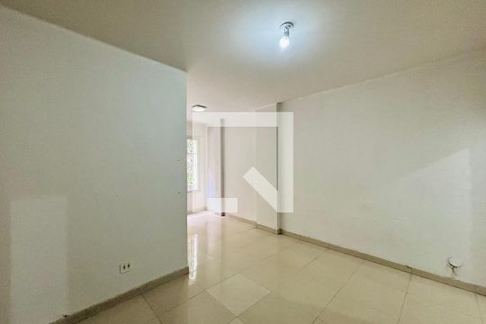 Sala de apartamento à venda com 2 quartos, 85m² em Copacabana, Rio de Janeiro