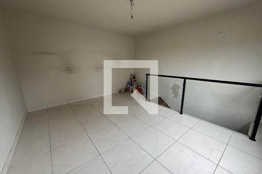 Quarto 3 de casa à venda com 3 quartos, 140m² em Roncon, Ribeirão Pires