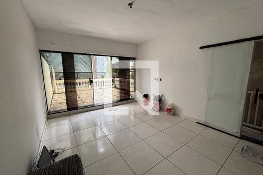 Sala de casa à venda com 3 quartos, 140m² em Roncon, Ribeirão Pires