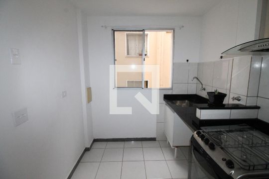 Cozinha de apartamento para alugar com 2 quartos, 48m² em Floradas de São José, São José dos Campos