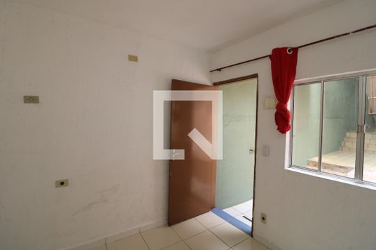 Suíte de casa para alugar com 2 quartos, 70m² em Jardim Tango, São Paulo