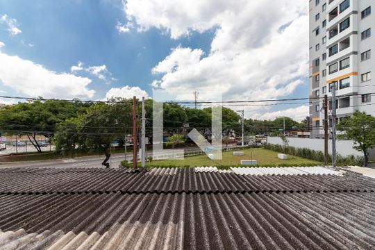 Quarto 1 - Vista de casa para alugar com 2 quartos, 75m² em Jardim Cachoeira, São Paulo