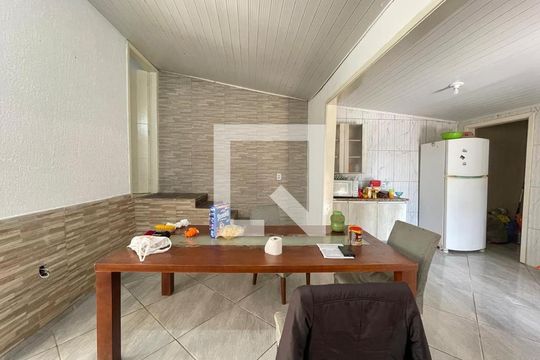 Casa à venda com 3 quartos, 85m² em Guarani, Novo Hamburgo