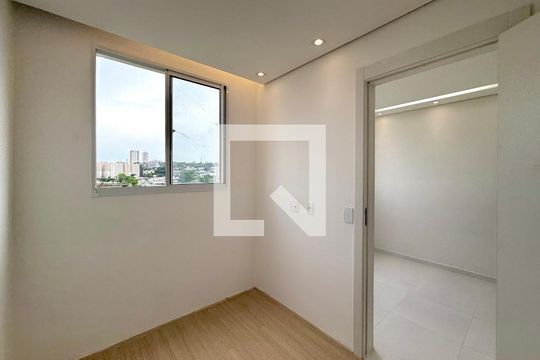 Apartamento para alugar com 2 quartos, 34m² em Jardim São Luís, São Paulo