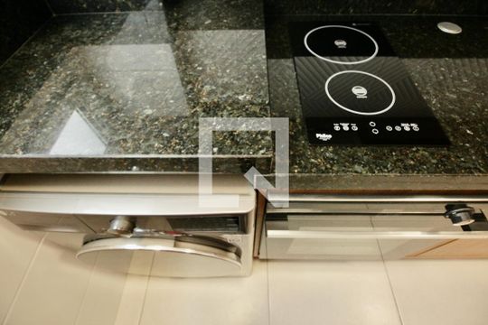 Apartamento para alugar com 2 quartos, 66m² em Campo Grande, Santos