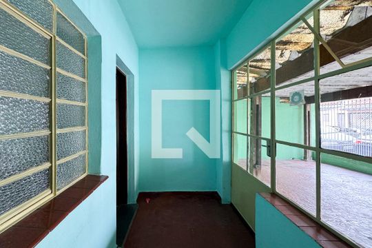 Entrada de casa para alugar com 3 quartos, 150m² em Centro, São Bernardo do Campo