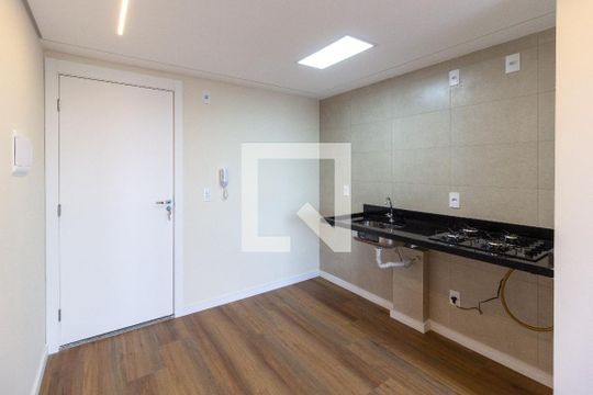 Cozinha e Sala de apartamento para alugar com 1 quarto, 35m² em Vila Florida, Guarulhos