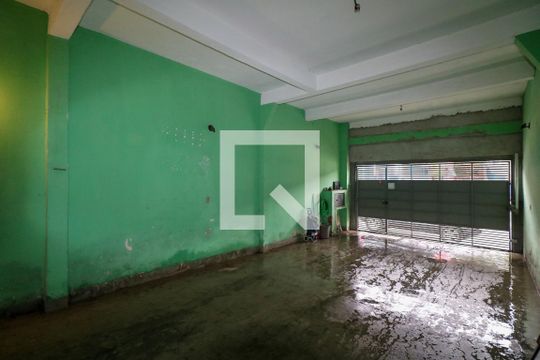 Garagem de casa à venda com 3 quartos, 125m² em Casa Grande, Diadema