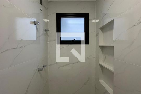 Casa à venda com 3 quartos, 130m² em Cristo Rei, São Leopoldo