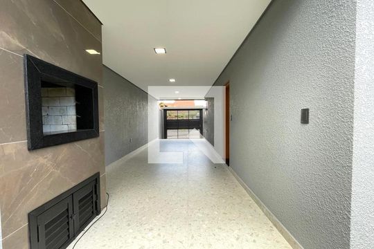 Casa à venda com 3 quartos, 128m² em Cristo Rei, São Leopoldo