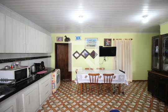 Sala/Cozinha de casa para alugar com 3 quartos, 90m² em Costa E Silva, Porto Alegre