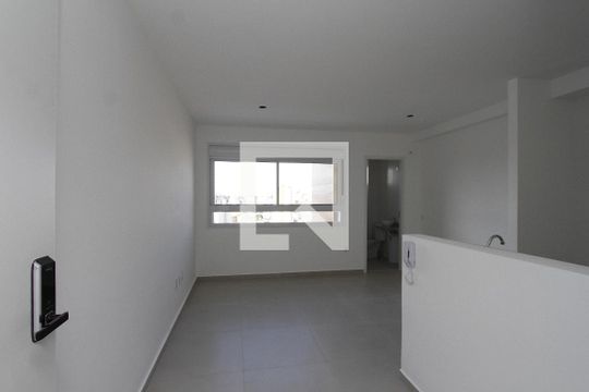 Kitnet de apartamento para alugar com 1 quarto, 26m² em Nova Suíça, Belo Horizonte