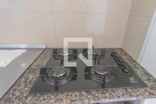 Cozinha de apartamento à venda com 2 quartos, 58m² em Viva Vista, Sumaré