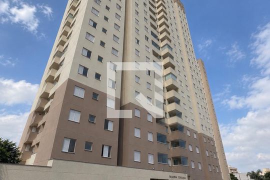 Apartamento para alugar com 2 quartos, 60m² em Conceicao, Osasco