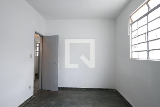Casa para alugar com 3 quartos, 137m² em Jardim América, Goiânia