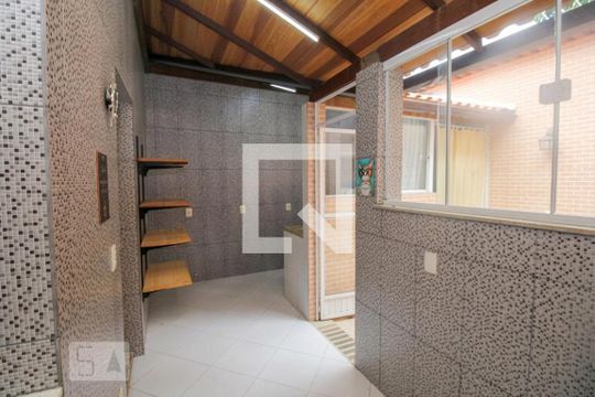 Casa à venda com 2 quartos, 70m² em Centro, Rio de Janeiro