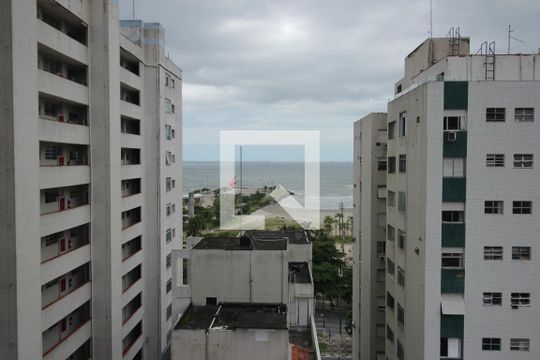 Vista da Suíte de apartamento para alugar com 2 quartos, 76m² em José Menino, Santos