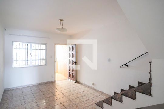Sala de casa para alugar com 2 quartos, 90m² em Olímpico, São Caetano do Sul