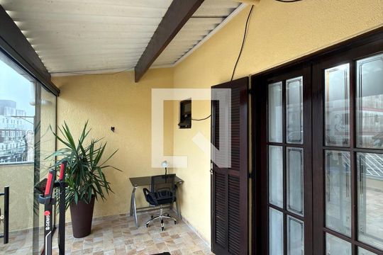 Casa para alugar com 3 quartos, 190m² em Montanhão, São Bernardo do Campo