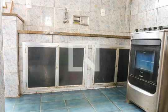 Cozinha de apartamento à venda com 3 quartos, 75m² em Inhaúma, Rio de Janeiro