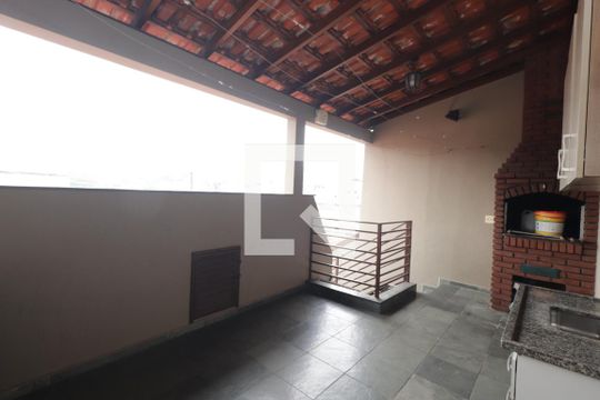 Casa à venda com 2 quartos, 94m² em Vila Carrão, São Paulo