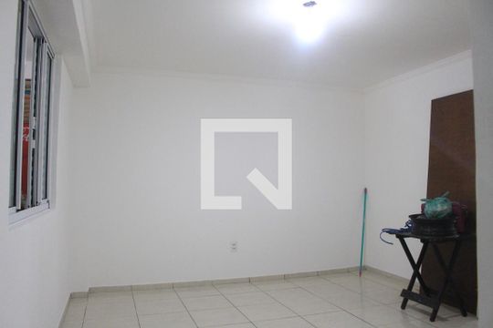 Quarto 3 de casa à venda com 4 quartos, 70m² em Cerâmica, São Caetano do Sul