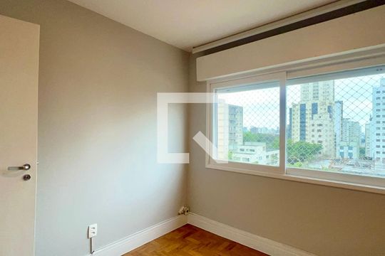 Quarto 2 de apartamento para alugar com 2 quartos, 75m² em Vila Madalena, São Paulo
