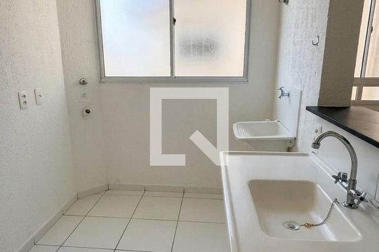 Cozinha de apartamento para alugar com 2 quartos, 44m² em Parque Jardim D Aliana, Vespasiano
