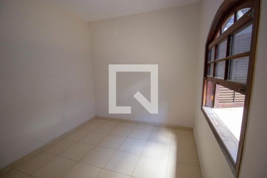 Casa para alugar com 3 quartos, 180m² em Setor E Sul, Brasília
