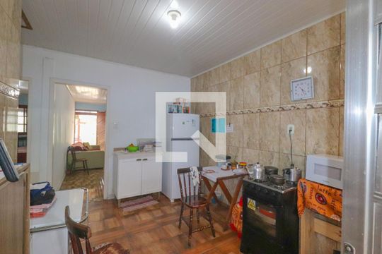 Casa à venda com 2 quartos, 68m² em Mato Grande, Canoas