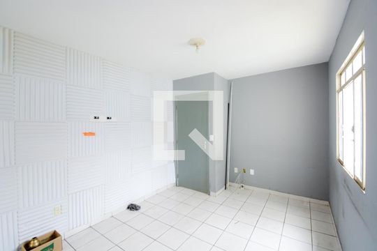 Sala de apartamento para alugar com 2 quartos, 51m² em Vila Nova Bonsucesso, Guarulhos