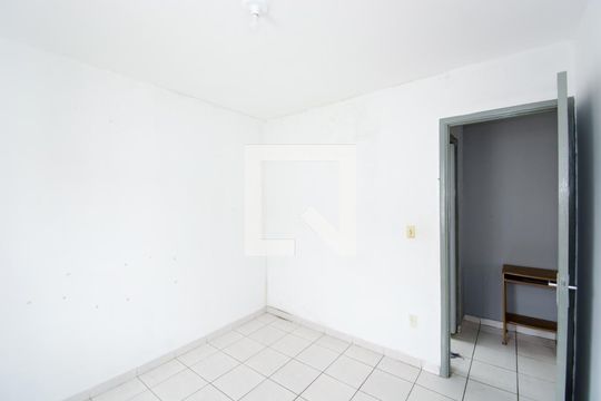 Quarto 2 de apartamento para alugar com 2 quartos, 51m² em Vila Nova Bonsucesso, Guarulhos