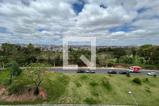 Apartamento à venda com 2 quartos, 66m² em Castelo, Belo Horizonte