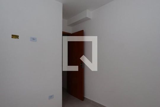 Quarto de apartamento à venda com 1 quarto, 28m² em Vila Darli, São Paulo