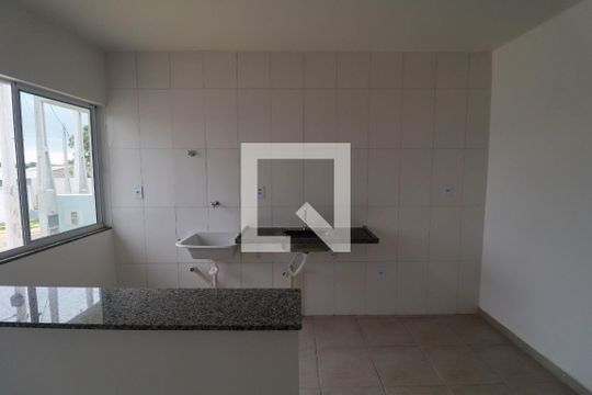 Casa de Condomínio para alugar com 2 quartos, 53m² em Lopes de Oliveira, Sorocaba
