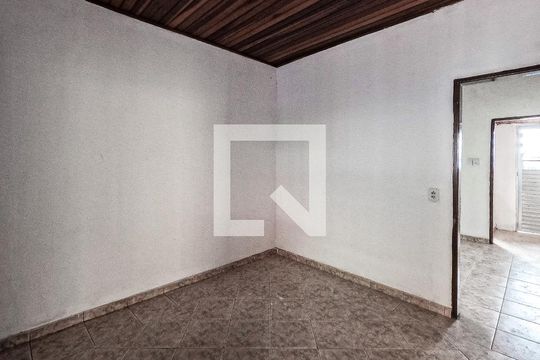 Sala de casa para alugar com 2 quartos, 120m² em Vila Marina, São Paulo
