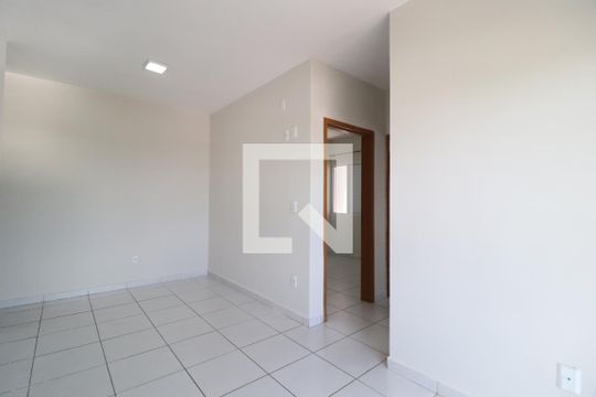 Sala de apartamento para alugar com 2 quartos, 62m² em Residencial Integração, Uberlândia