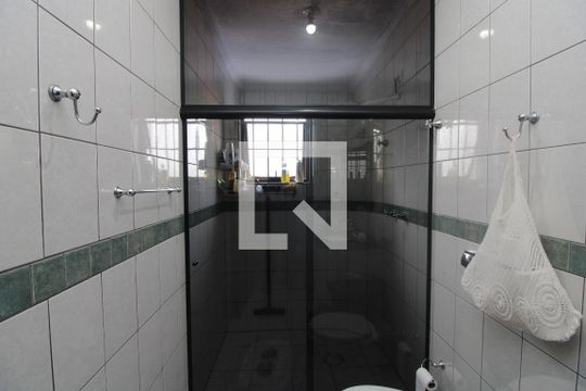 Banheiro da Suíte de casa à venda com 3 quartos, 135m² em Vila Guilhermina, São Paulo