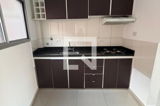 Cozinha de apartamento para alugar com 2 quartos, 60m² em Vila Pires, Santo André