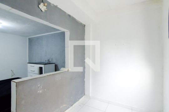 Quarto 2 de casa para alugar com 2 quartos, 50m² em Vila Maricy, Guarulhos