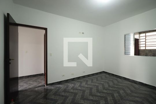 Quarto 2 de casa para alugar com 2 quartos, 200m² em Vila Helena, Santo André