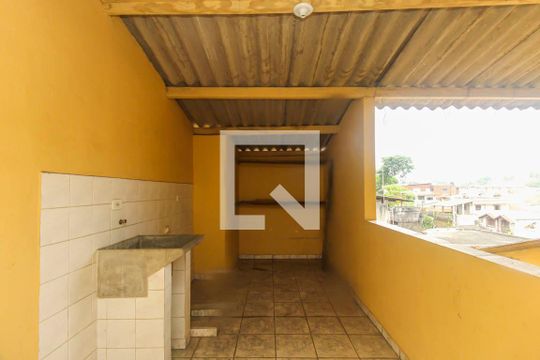 Área de Serviço 2 de casa à venda com 3 quartos, 150m² em Jardim Caguassu, São Paulo