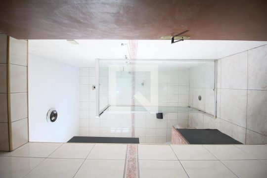 Banheiro 1 de casa para alugar com 3 quartos, 140m² em Jardim Clementino, Taboão da Serra