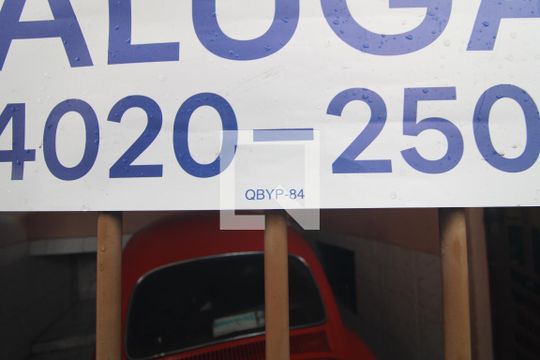 Placa de casa para alugar com 2 quartos, 140m² em Jardim Domitila, São Paulo