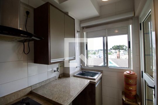 Apartamento para alugar com 3 quartos, 64m² em Santa Cândida, Curitiba